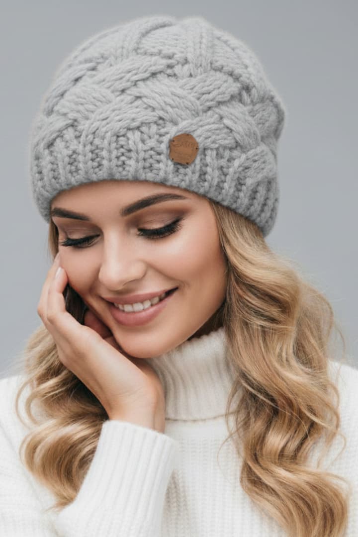 Women's Knit Beanie Thick Weave Folded Brim