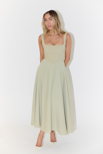 Women's Midi Dress Flattering Fit