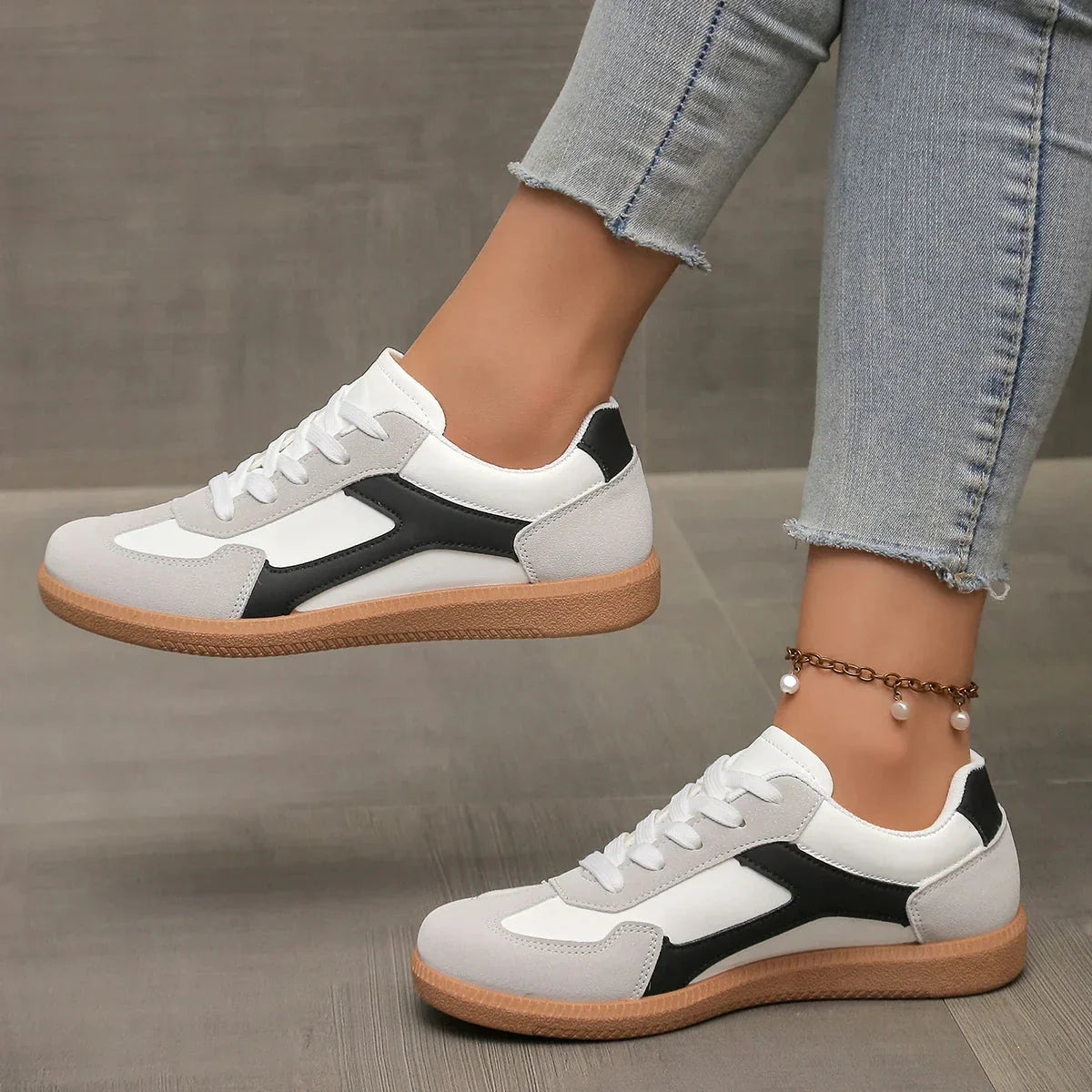 Livia Lifestyle Sneakers Caliboot