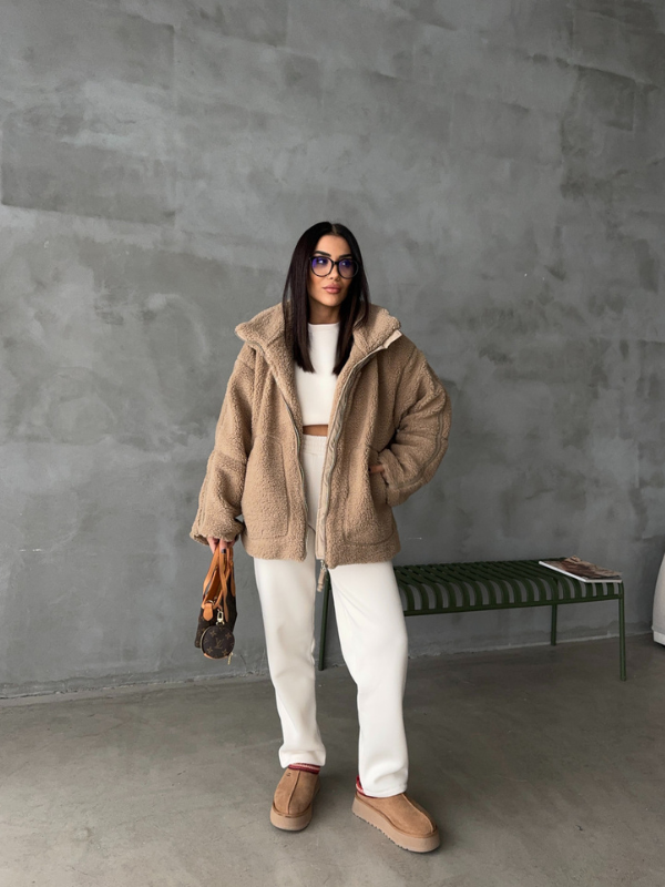 Soft Oversized Sherpa Fleece Jacket For Cold Weather