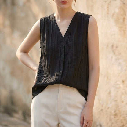 Women's V-Neck Sleeveless Crinkle Texture