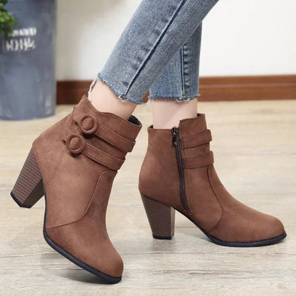 Women's Ankle Boots Black Retro Buckle - Vonnera