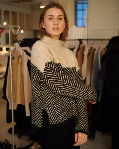 Women's Turtleneck Sweater Luxurious