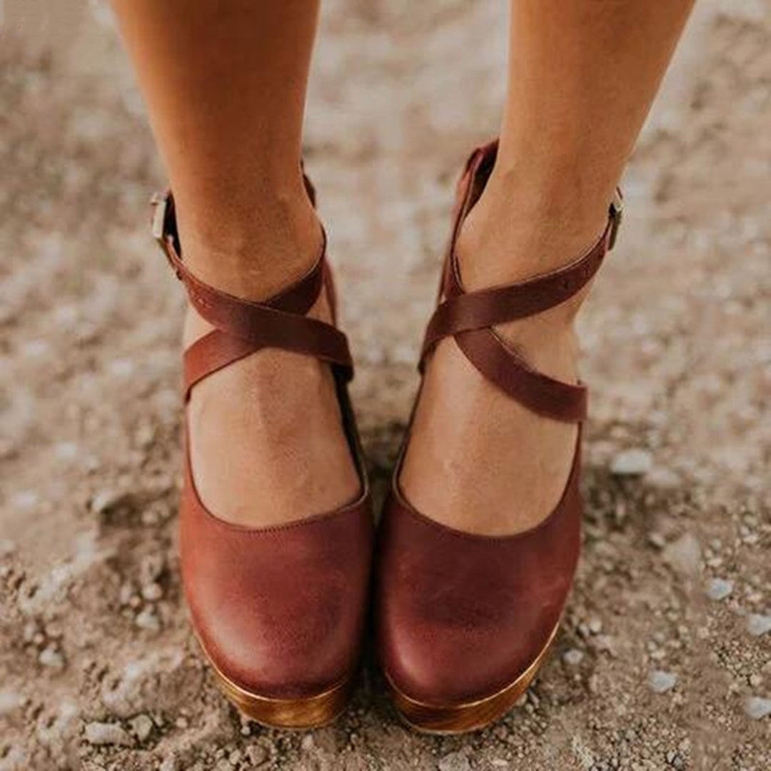 Women's Block Heel Closed Toe Pumps