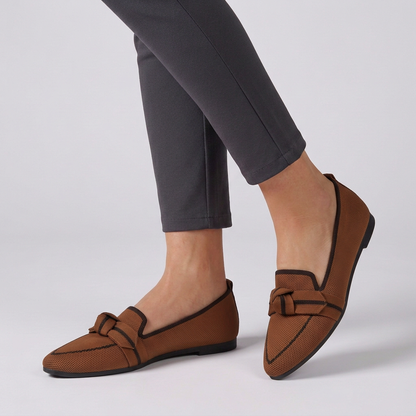 Pointed Toe Leather Loafers Horsebit Detail