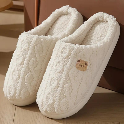 Women's Fluffy Slippers Comfortable Bear Design - Vonnera