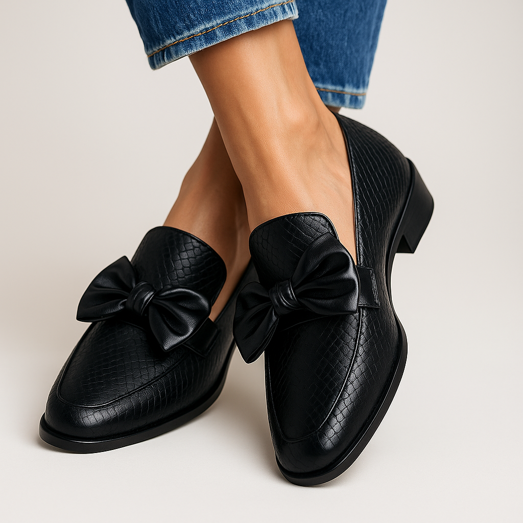 Women's Slip-On Loafers Bow Accent - Vonnera