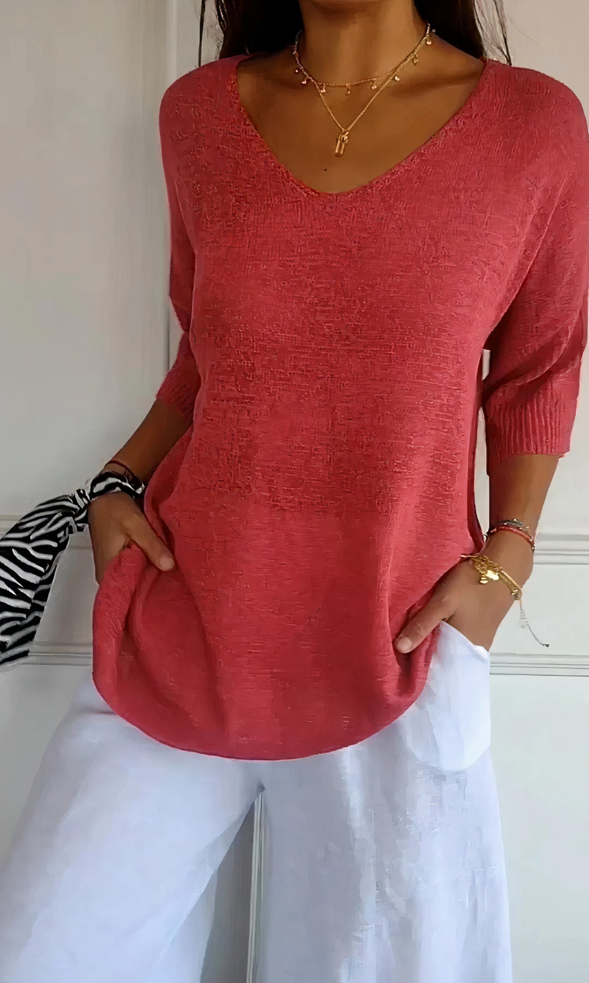 Women's Knitted V-Neck - Vonnera