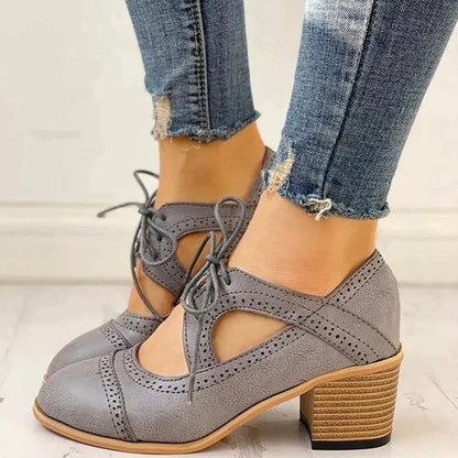 Women's Heeled Boots - Vonnera