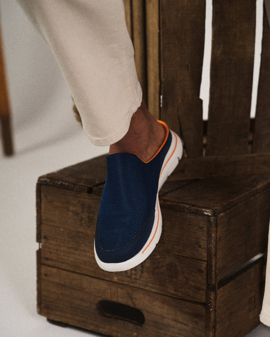 Men's Slip On Mules Closed Toe Black