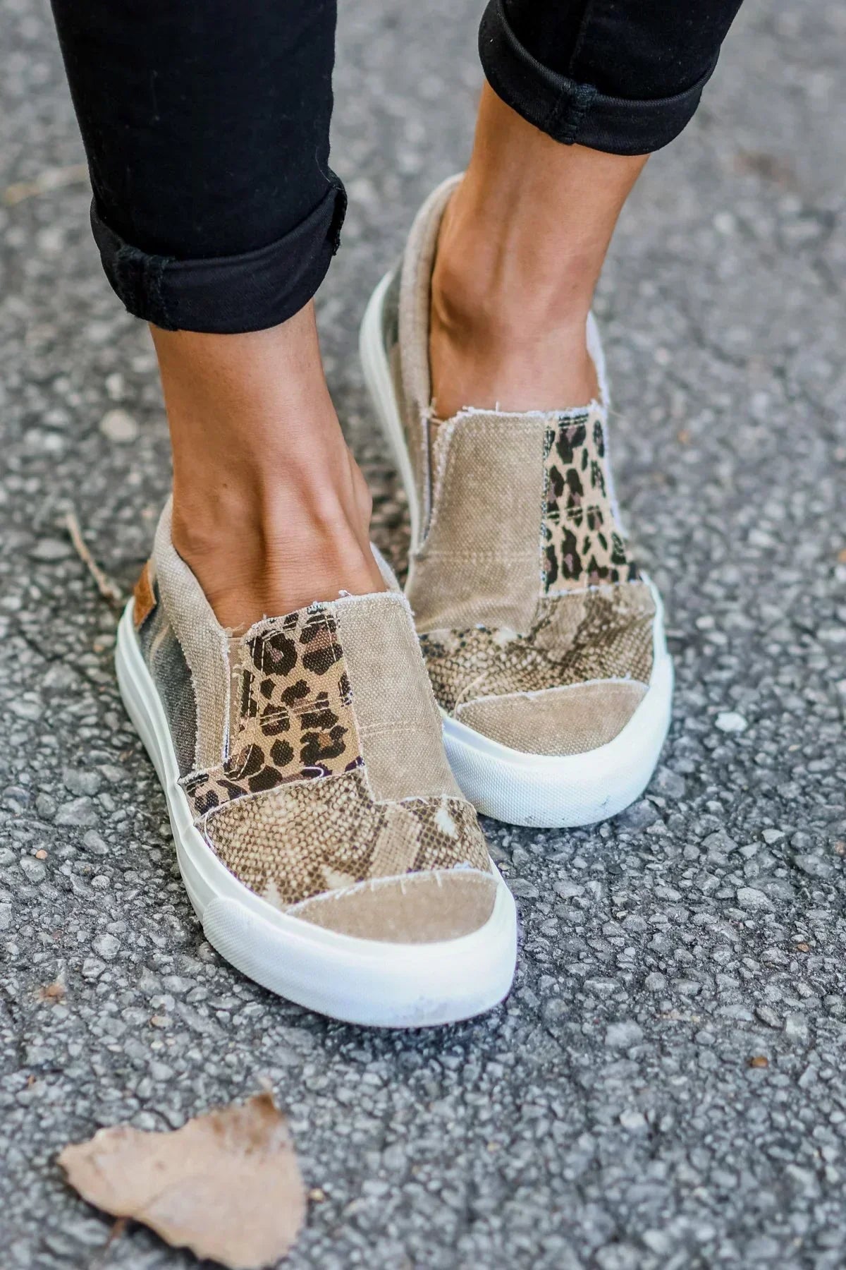 Women's Patterned Slip-On Sneakers - Vonnera