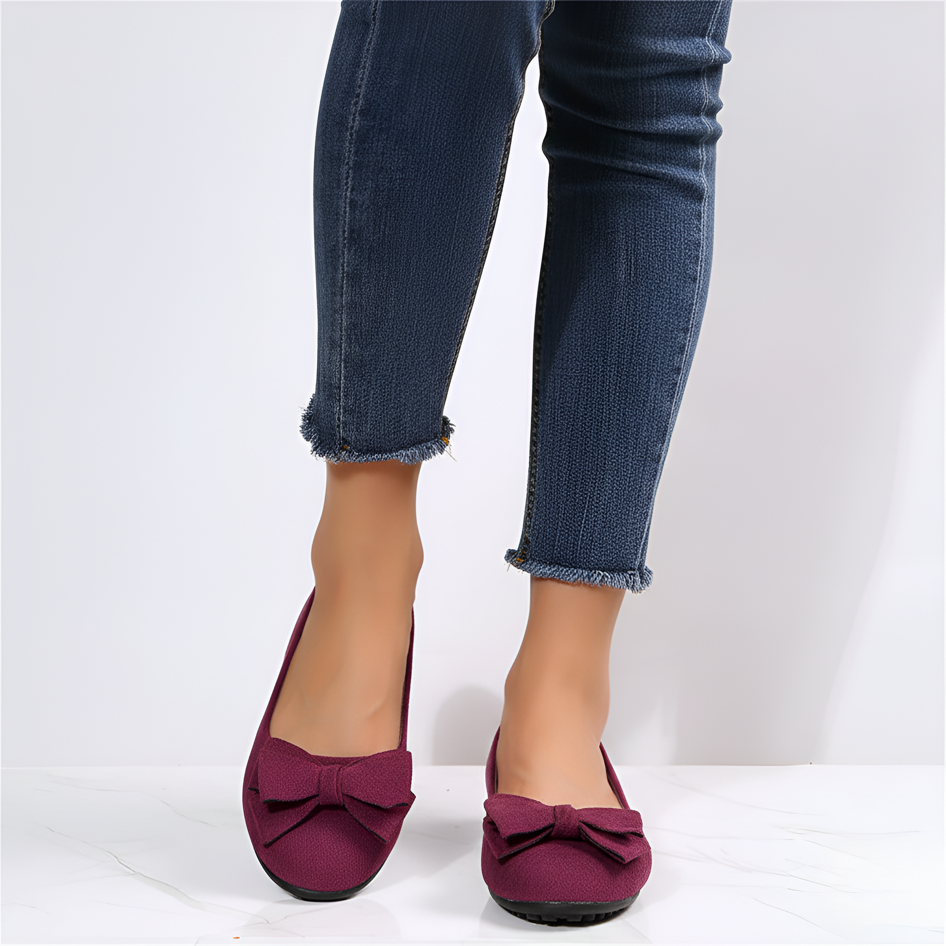 Women's Suede Ballet Flats Comfortable Slip-On Shoes - Vonnera