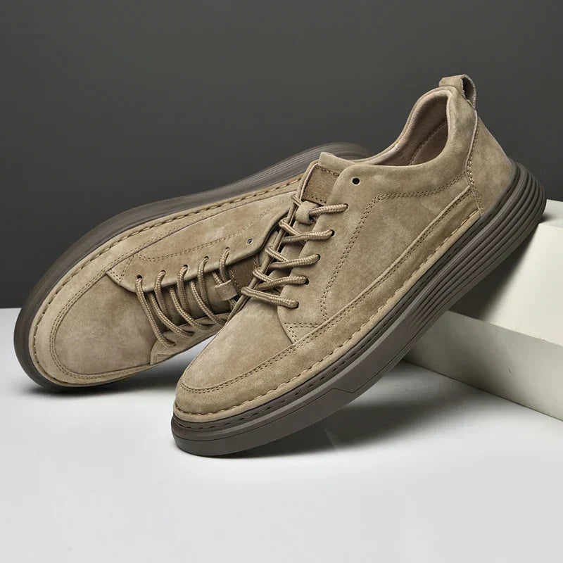 Men's Casual Lace Up Sneakers Contrast Sole Brown