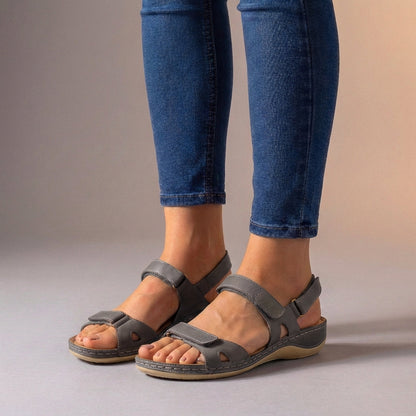 Comfort Sandals Adjustable Straps Cushioned Sole Brown