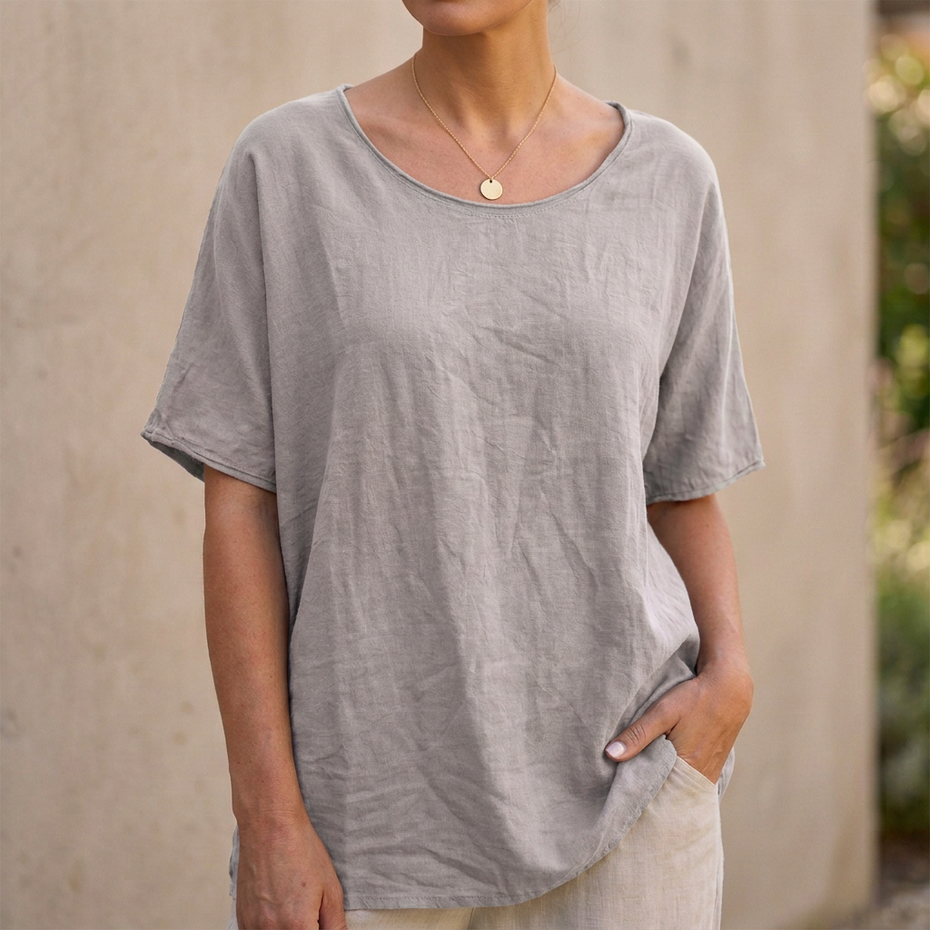 Relaxed Fit Scoop Neck T-Shirt Curved Hem