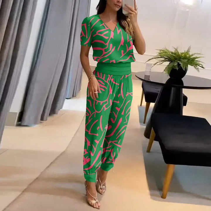Women's Printed Jumpsuit Chic Style
