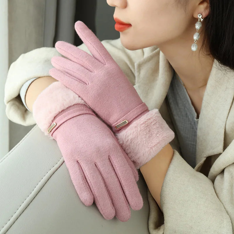 Women's Snug Fit Gloves Fleece Cuff Buckle