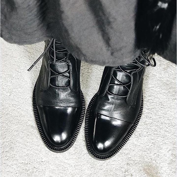 Women's Lace-Up Low Heel Boots