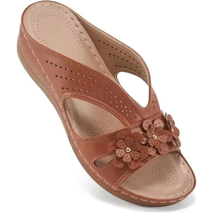 Women's White Wedge Sandals Comfortable Hollow Heel - Vonnera