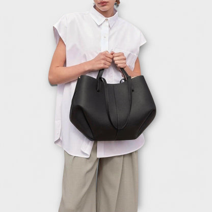 Gunnhild Women's Everyday Tote Bag