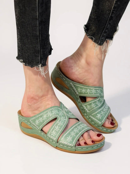 Margaux | Women's Cushioned Slip-On Sandals