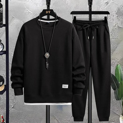 Men's Relaxed Fit Tracksuit