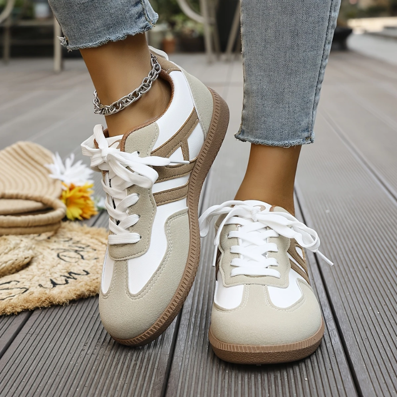 Women's Lace-Up Casual Sneakers - Vonnera