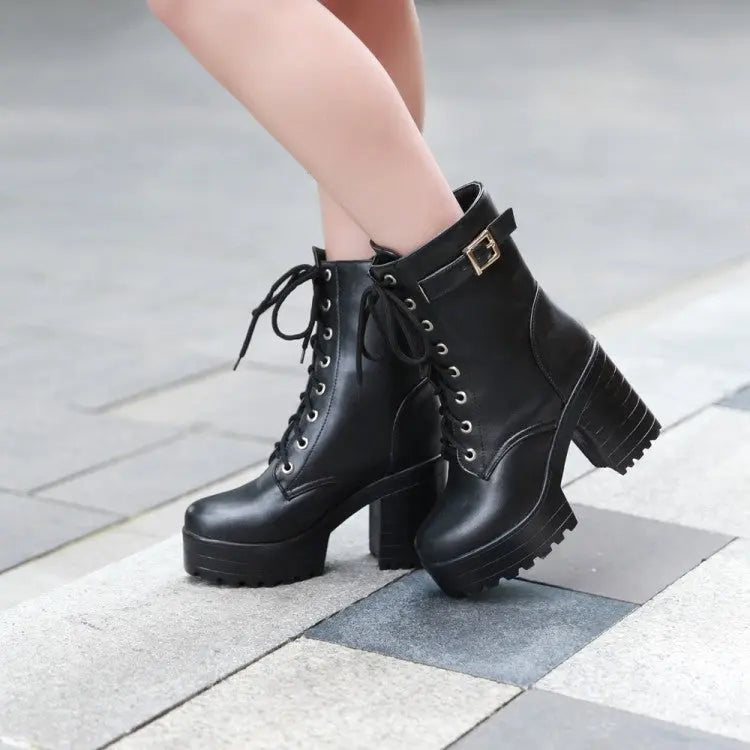 Women's Lace-Up Ankle Boots - Vonnera