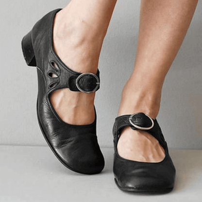 Women's Medieval Costume Boots - Vonnera