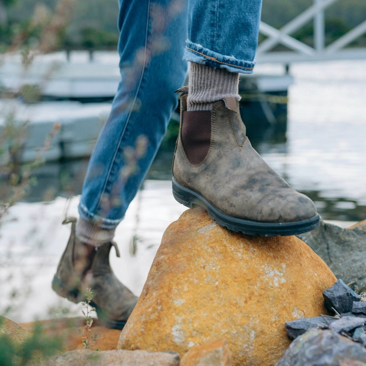 Men's Chelsea Boots Rugged Sole Slip-On Ankle Comfort Design - Vonnera