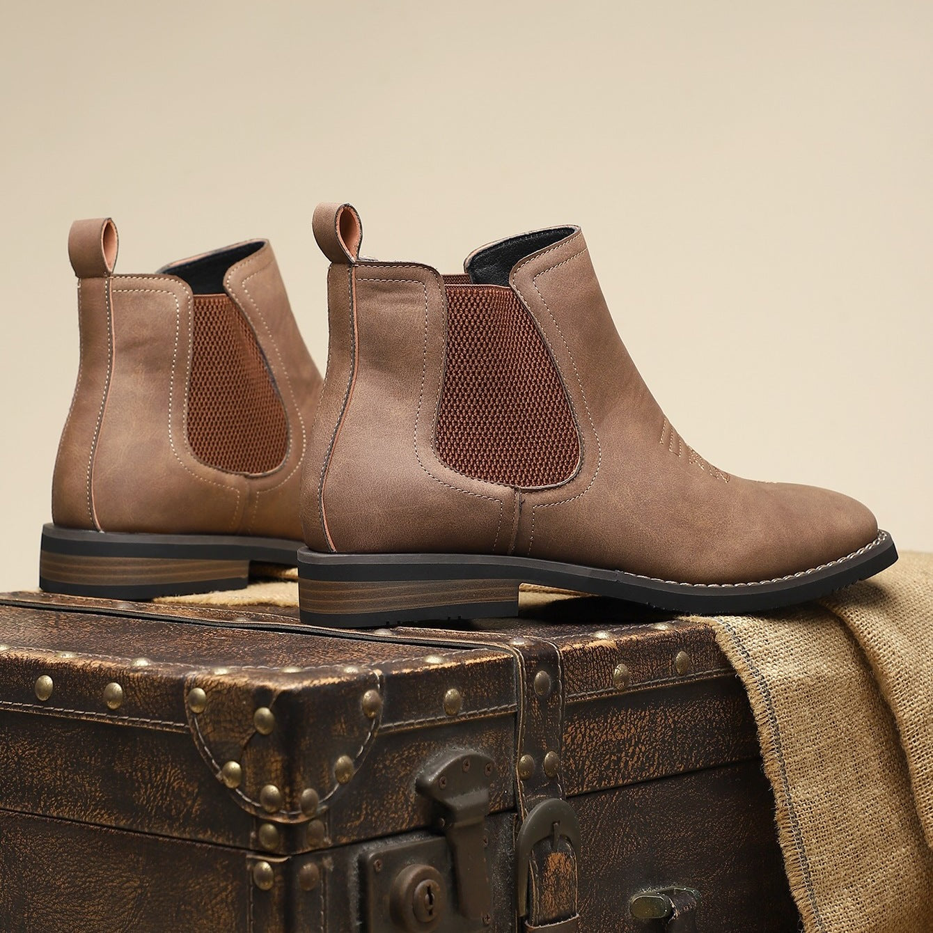 Isaac Leather Chelsea Boots - Jack Hafford