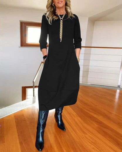 Elegant Flattering Women's Dress