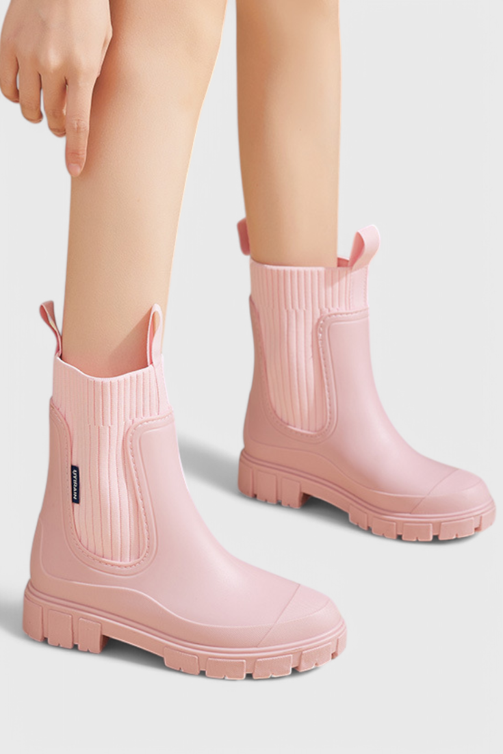 Women's Ankle Boots Elastic Panel Lug Sole Design