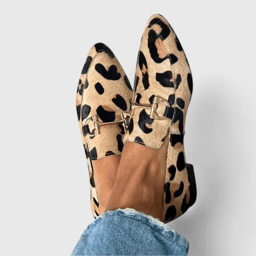 Women's Pointed Loafers Animal Print - Vonnera