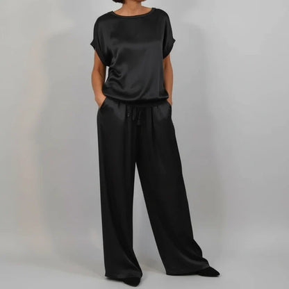 Women's Relaxed Fit Two Piece Set