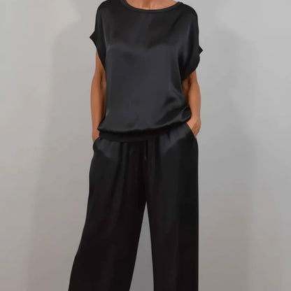 Women's Relaxed Fit Two Piece Set