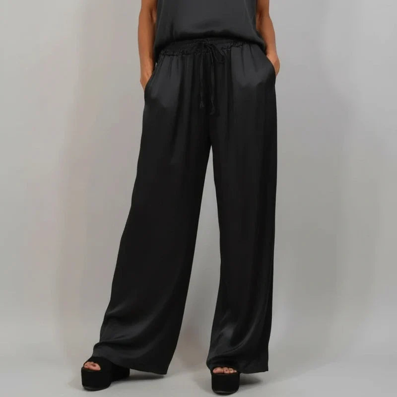 Women's Relaxed Fit Two Piece Set
