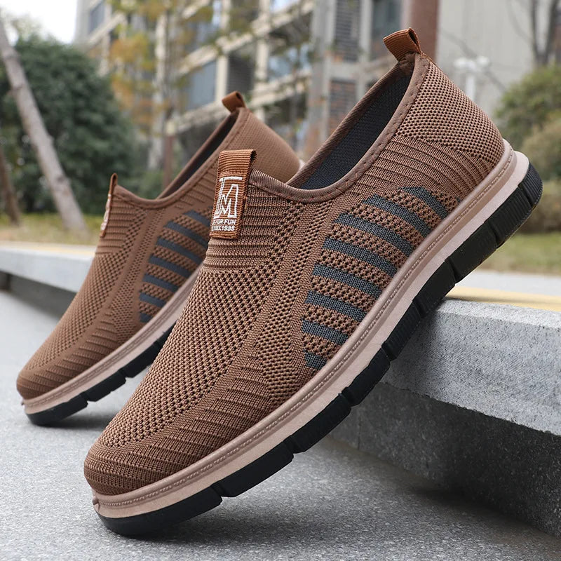 Men's Mesh Slip-On Sneakers Lightweight Breathable - Vonnera