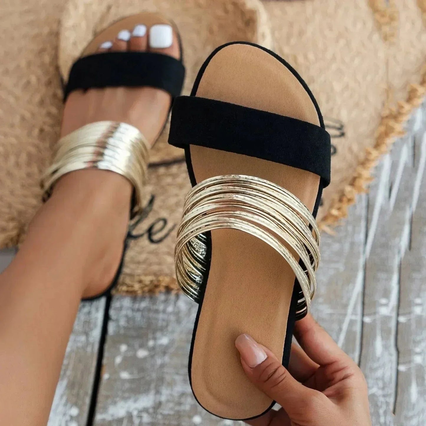 Women's Slide Sandals Multi-Strap Design - Vonnera