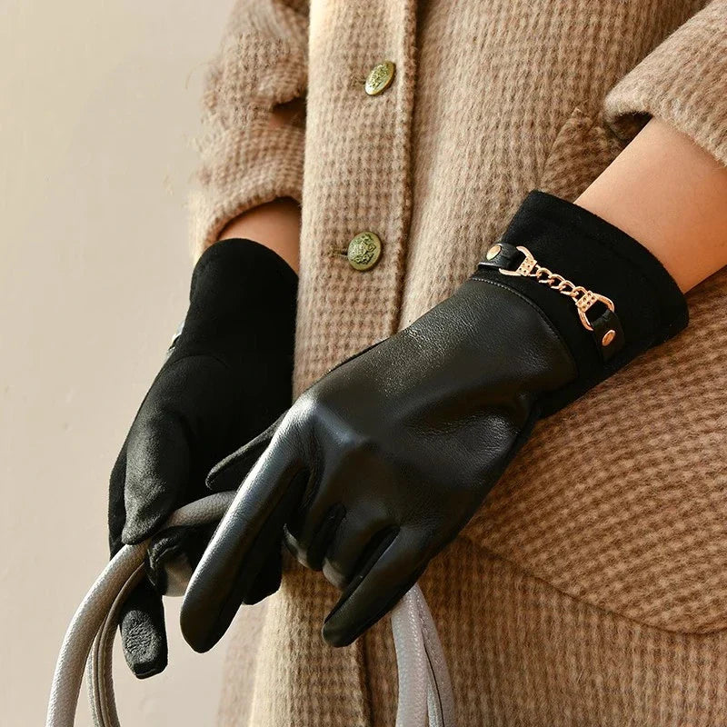 Women's Fitted Wrist Gloves Chain Accent - Vonnera