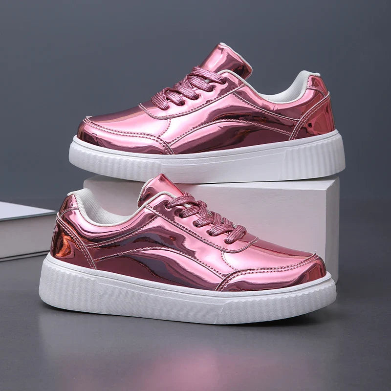 Women's Poppy Sneaker - Vonnera