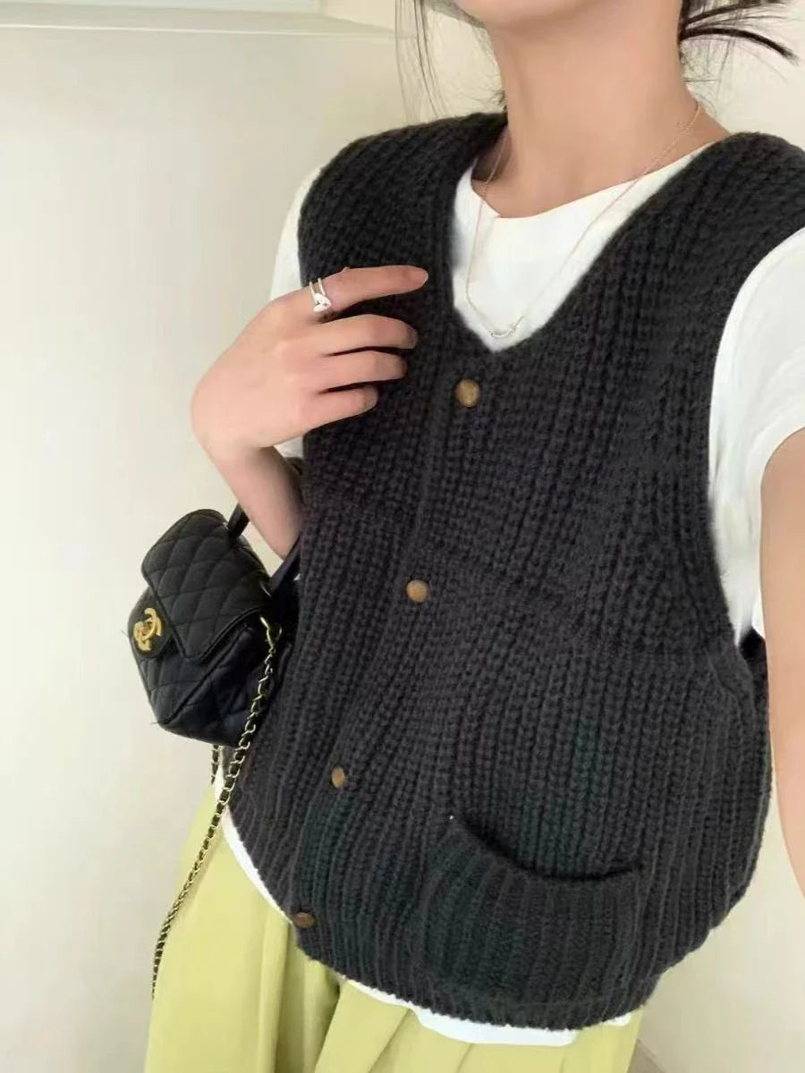 Women's Knit Button Vest - Vonnera
