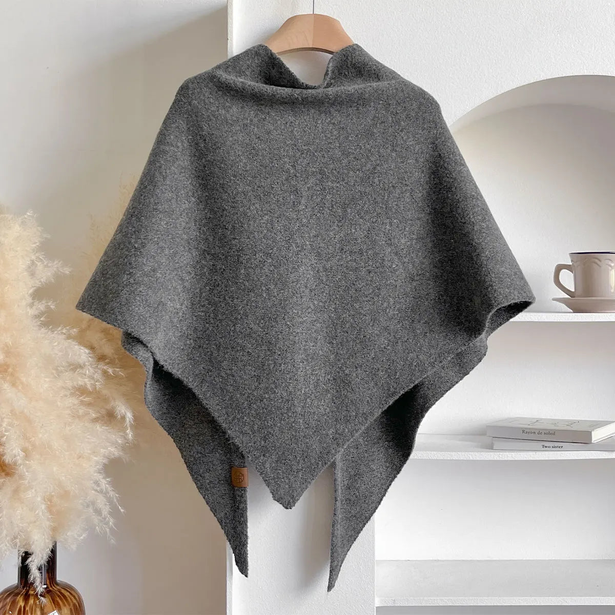 Women's Wide Shoulder Scarf