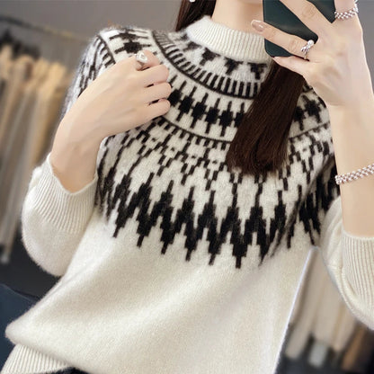 Women's Geometric Sweater Contrasting Design