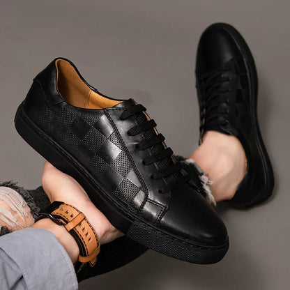 Men's Lace-Up Sneakers Comfortable Low- Black