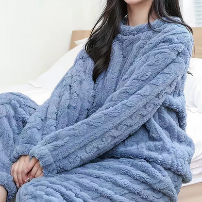 Women's Fleece Pajama Set