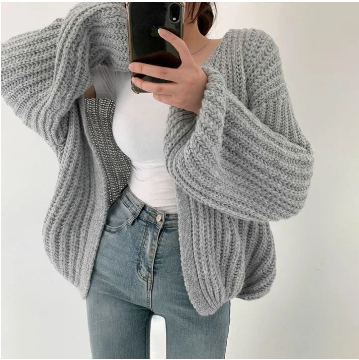 Women's Chunky Knit Cardigan - Vonnera
