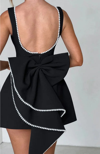 Women's Mini Dress Elegant Silhouette