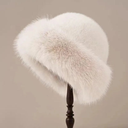 Suzanne Women's Fluffy Knit Hat