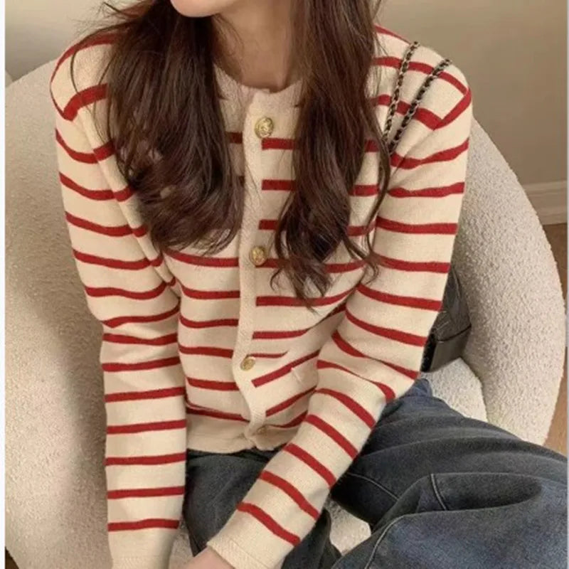 Women's Striped Knit Cardigan - Vonnera